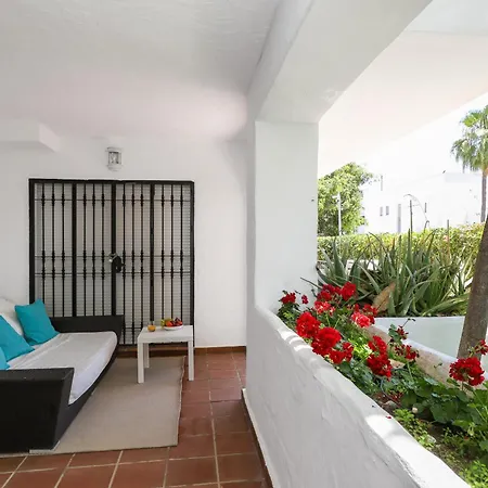 La Goleta - San Pedro Beachside, 200m Marbella