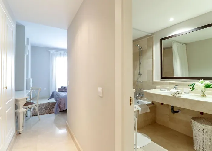 La Goleta - San Pedro Beachside, 200m